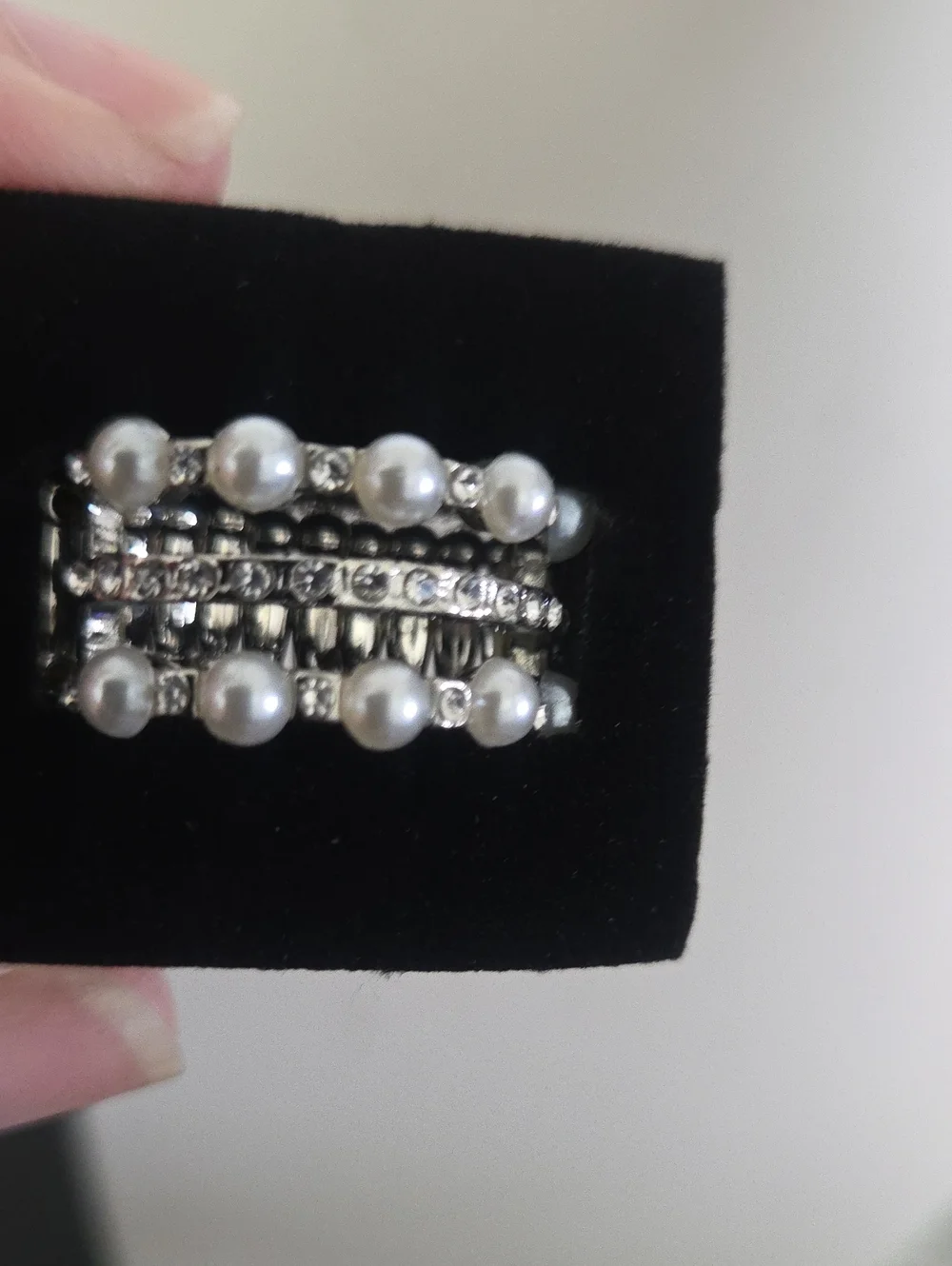 Paparazzi Really Bubbly White Ring NWT